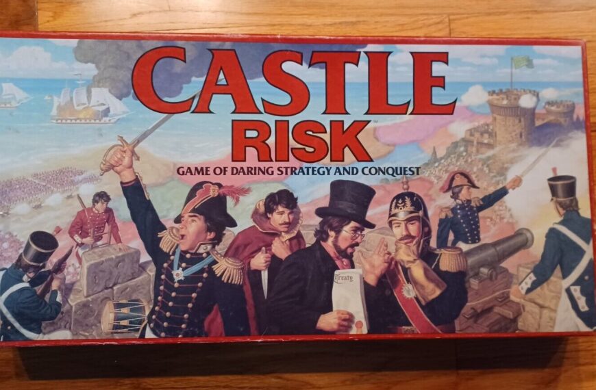 The image shows the box cover of the "CASTLE RISK" board game, featuring illustrated characters in historical military uniforms from various cultures, engaging in battle and strategy, with sailing ships in the background and a castle atop a hill with a raised flag.