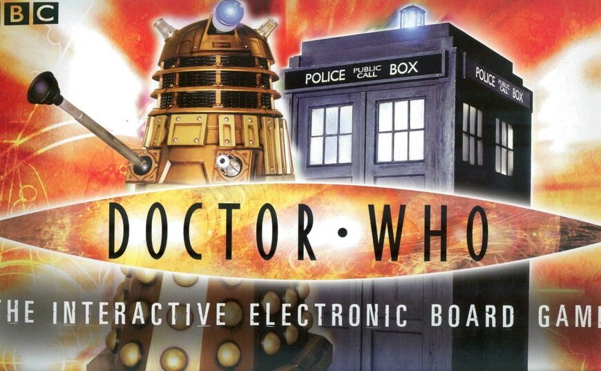 Doctor Who: The Interactive Electronic Board Game (2005) Board Game