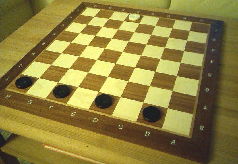 Fox and Hounds Board Game