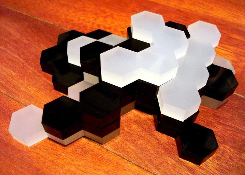 SEVEN (2013) Board Game