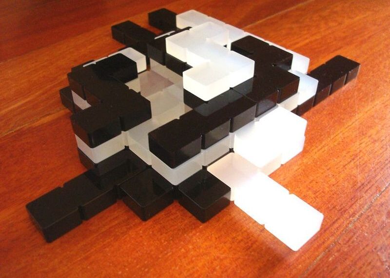 Pent-Up (2014) Board Game