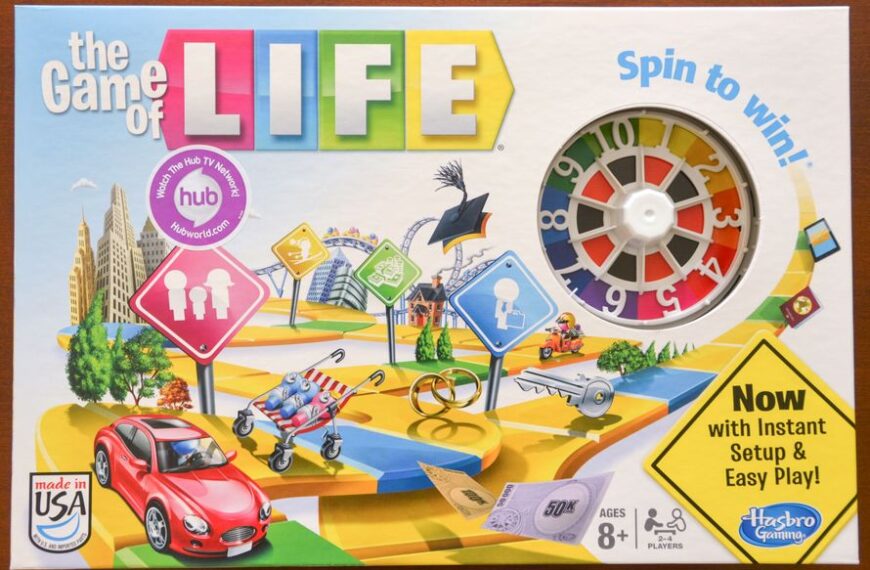 The Game of Life (2013- Editions) (2013) Board Game