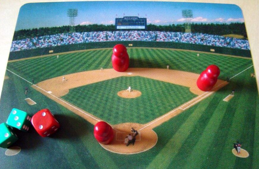 Triple Threat Baseball! (1999) Board Game