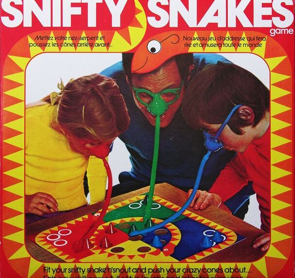 Snifty Snakes (1975) Board Game