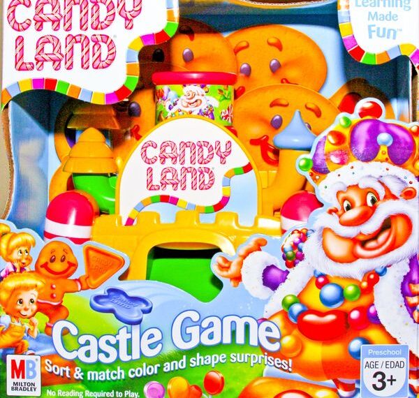 Candy Land Castle (2007) Board Game