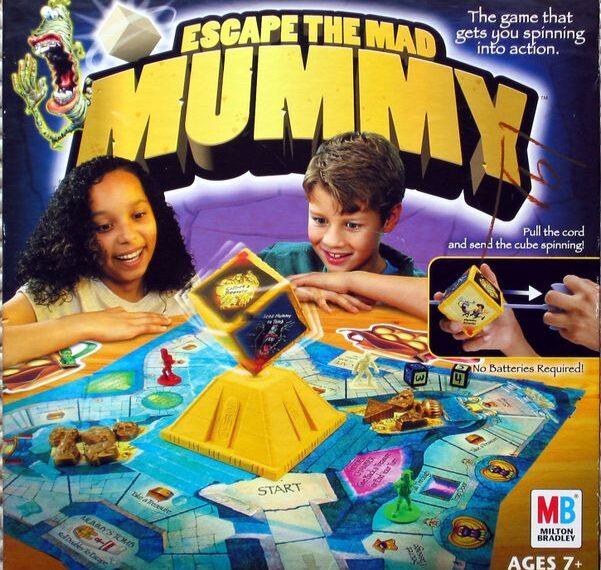 Escape The Mad Mummy (2004) Board Game