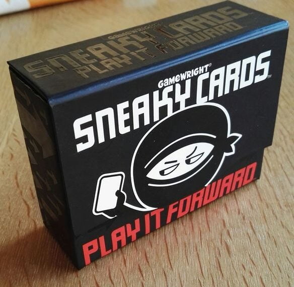 Sneaky Cards (2015) Board Game