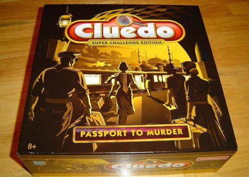 Cluedo: Passport to Murder (2000) Board Game