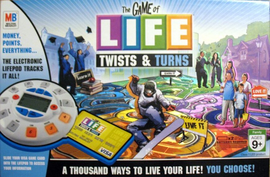 The Game of Life: Twists & Turns (2007) Board Game