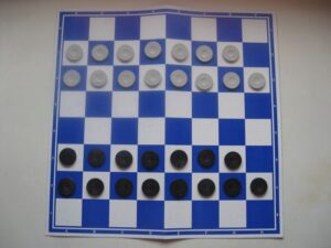 Turkish Checkers (1400) Board Game