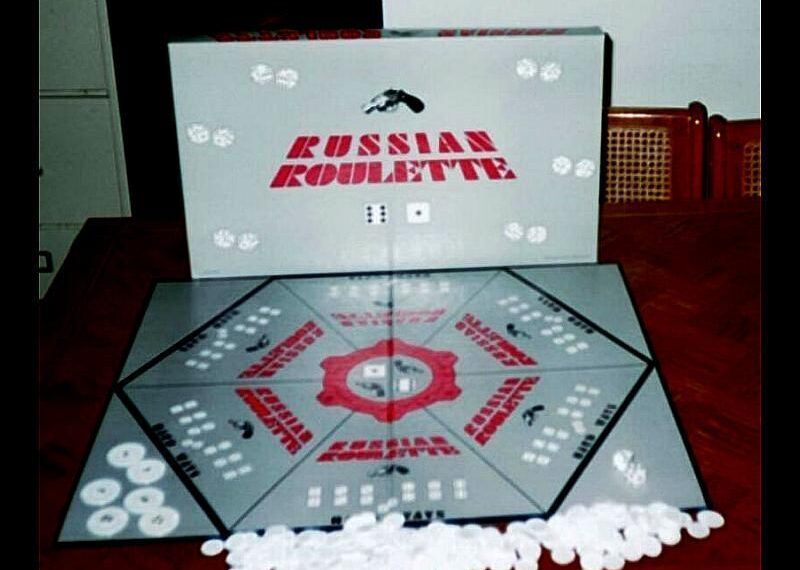 Russian Roulette (1986) Board Game