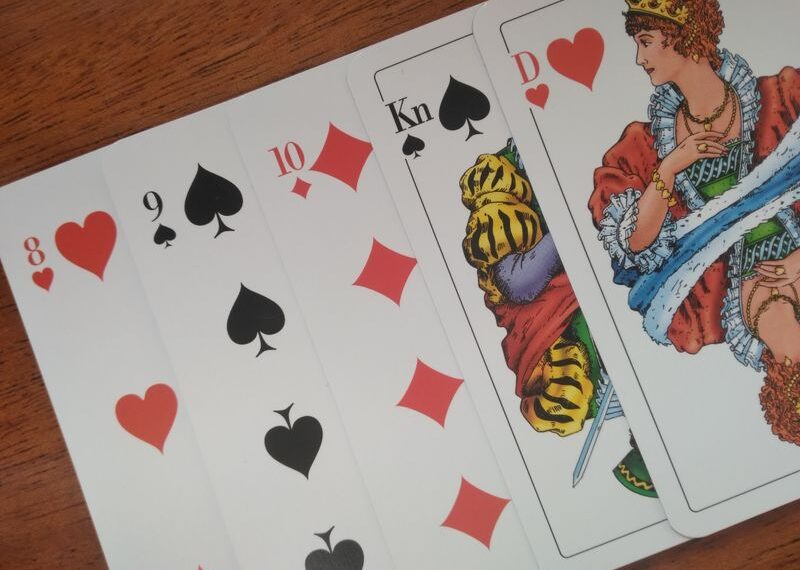 Russian Bank Board Game