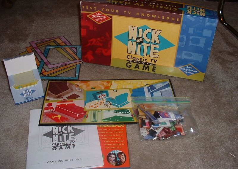 Nick at Nite Classic TV Trivia Game (1996) Board Game