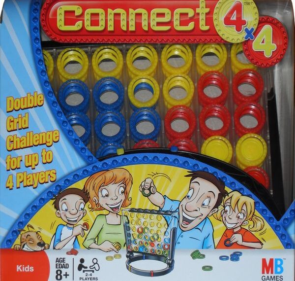 Connect 4×4 (2009) Board Game