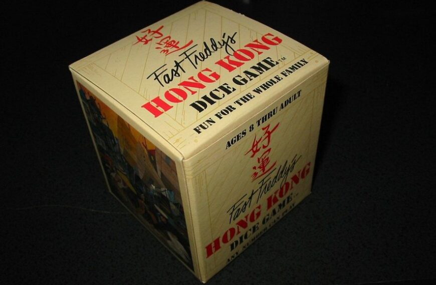 Fast Freddy’s Hong Kong Dice Game (1983) Board Game
