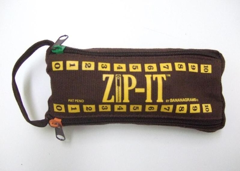 Zip-It (2010) Board Game