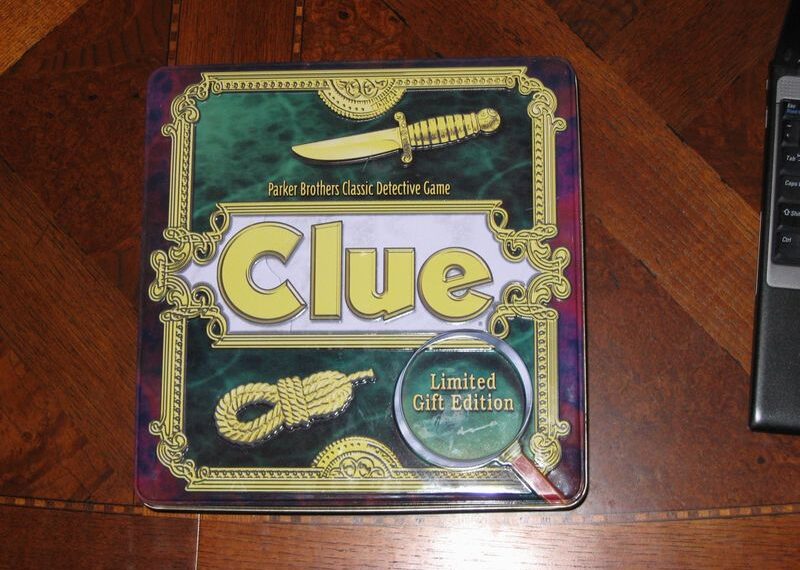 Clue: Limited Gift Edition (1997) Board Game